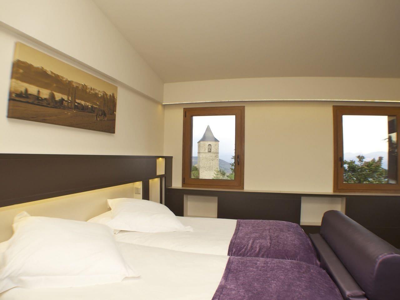 Hotel Mirador Lles Dış mekan fotoğraf